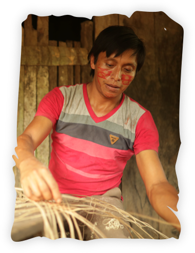 Photo: Man making a 'canasta'